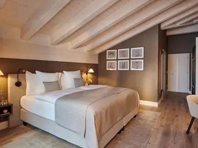 Schloss Zermatt Rooms Schlosshouse Rooftop Houseroom 141 01