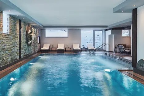 Schloss Zermatt Schlossspa Pool 01