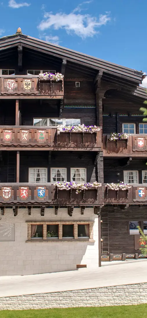 Schloss Zermatt Exterior View Aussenansicht Sommer 2