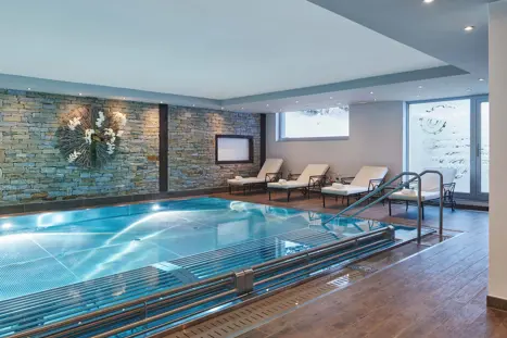 Schloss Zermatt Schlossspa Pool 02